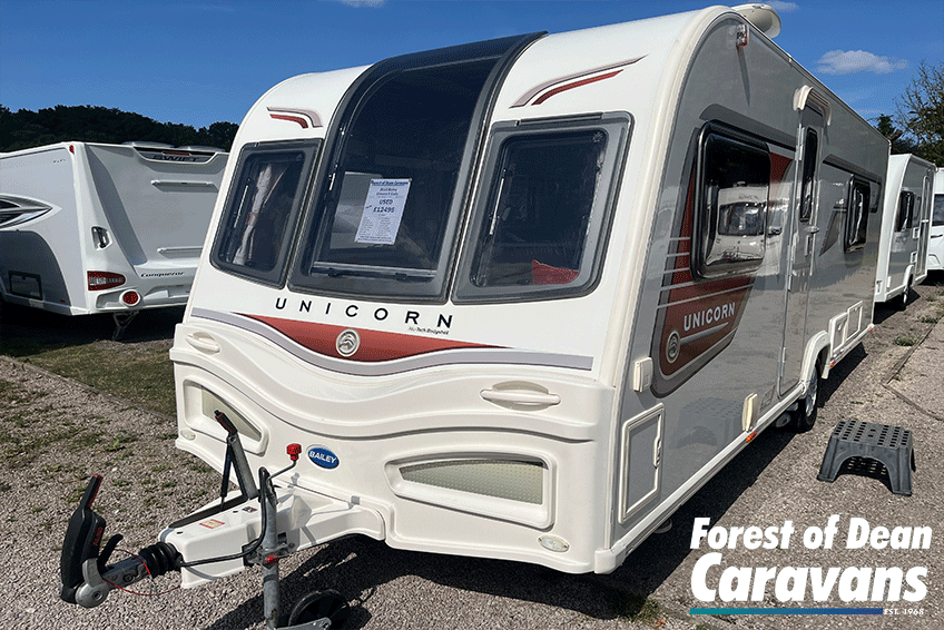 Sold - 2013 Bailey Unicorn Cadiz - Fitted Auto Motor Mover! - Exterior - Front